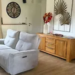 Maison Avec Piscine Chauffee & - Pres De Bordeaux Et Des Vignobles Salignac (Gironde)